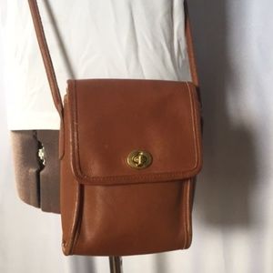 Coach Crossbody - British Tan